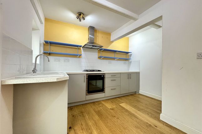 32, Hart Dyke Road, Kent photo 4