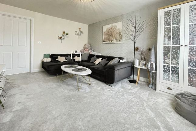 7, The Gaits, Bradford photo 2