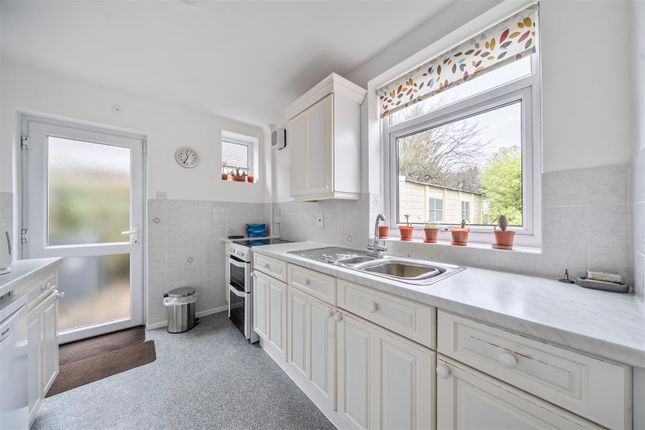 6, Ramsbury Drive, Earley photo 4