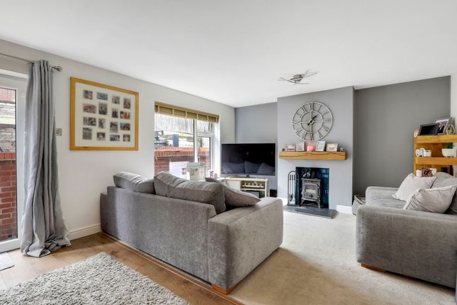 11 Perlethorpe Drive, Nottingham photo 3