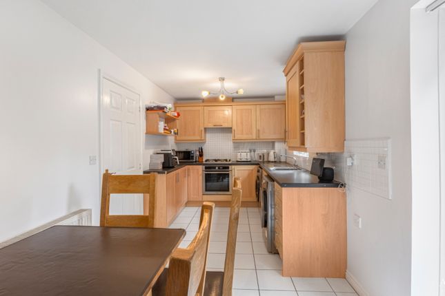8, Meadow Gate, Birmingham photo 3