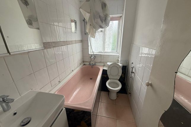 Pembury Court, High Street, Hayes photo 4