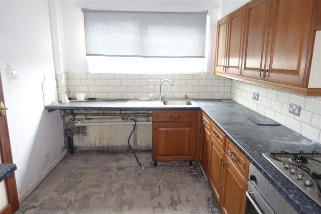 5, St. Helens Place, Bathgate photo 4
