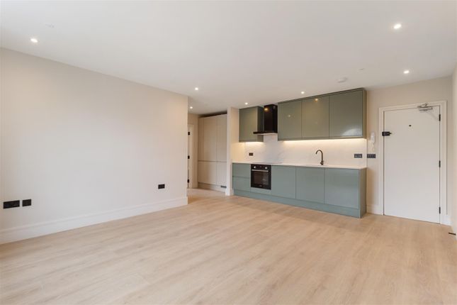 Flat 8, 7, Adamson Road, London photo 4