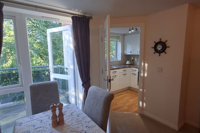 25 Maxwell Lodge, Northampton Road, Market harborough photo 4
