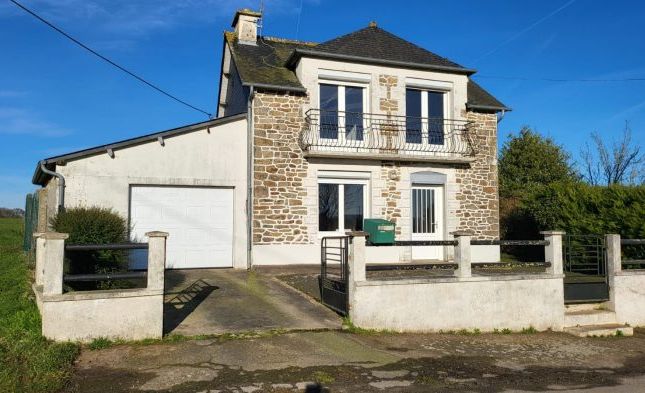 Detached house for sale in Gausson, Bretagne, 22150, France