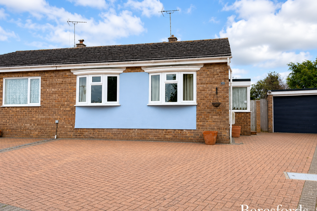 2-bed house on 18, Hillcrest, Frinton-on-Sea, £1,200/mo