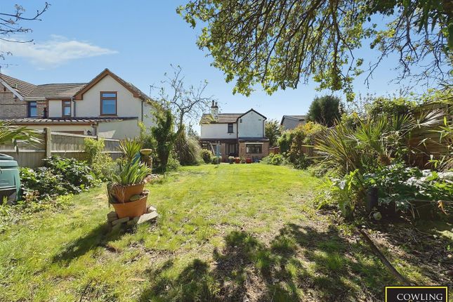 53, Runwell Road, Wickford photo 2