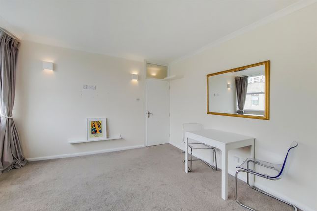 Thumbnail Flat to rent in Station Road, South Norwood