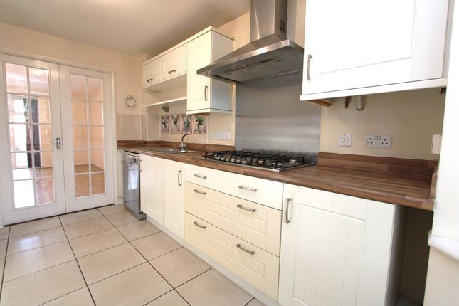 Danbury Place, Leicester photo 5