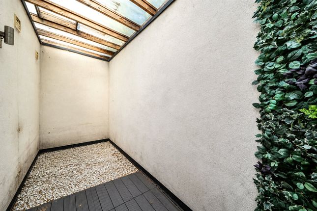 3 Cavendish Mews,, Blagdon Road, London photo 3