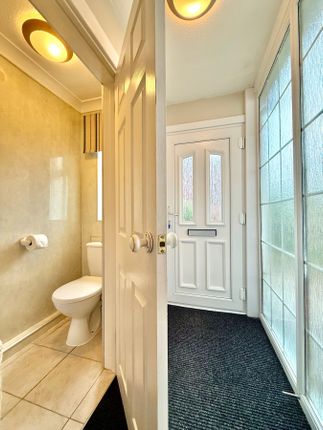 5, Broadwell Court, Newport photo 3