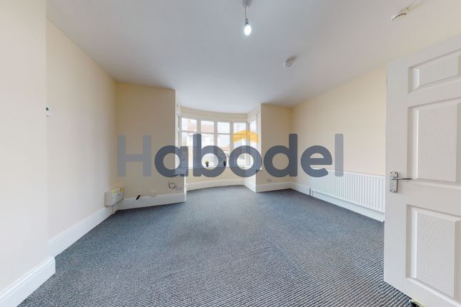 Flat 1, 72 Sandbeck Avenue, Skegness photo 4