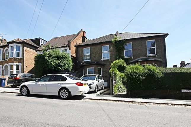 Thumbnail Property to rent in Second Avenue, Hendon