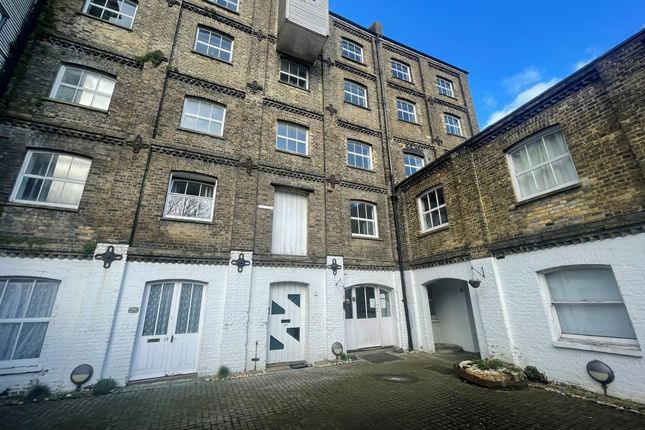 Thumbnail Flat for sale in Flat 18 The Old Flour Mill, London Road, Dover, Kent