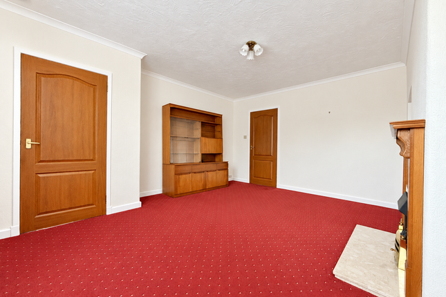 5, Ure Crescent, Bonnybridge photo 4