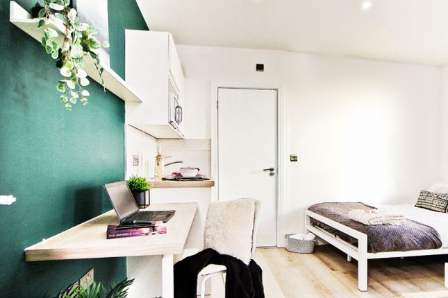 590, Green Lane, Ilford photo 5