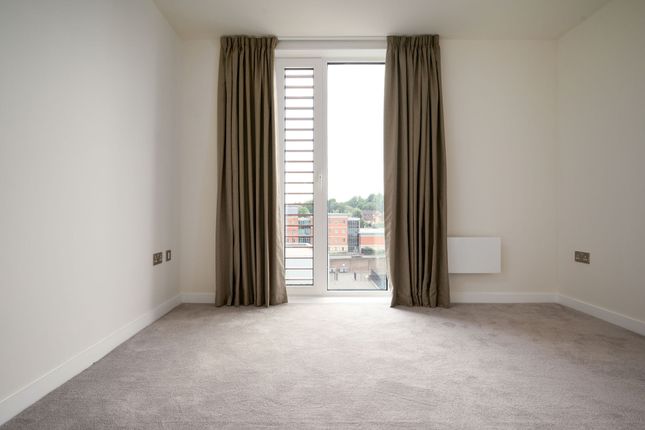 Flat to rent in The Kell, Gillingham Gate Road, Gillingham ME4