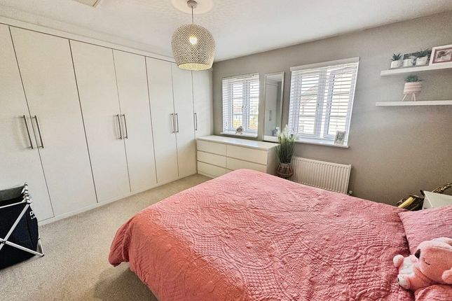 124, King Oswald Drive, Blaydon-On-Tyne photo 5