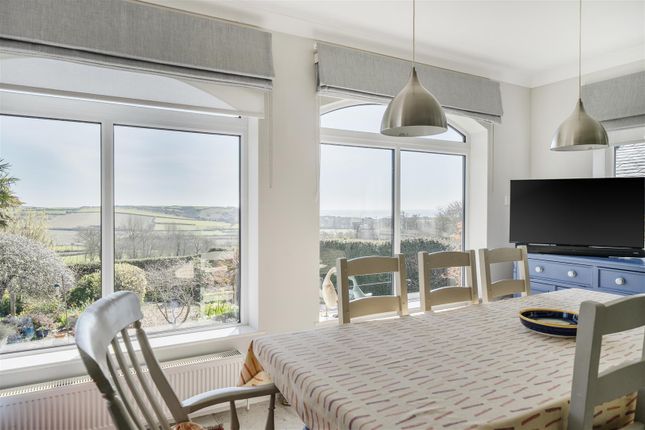 Alderney House, Shipton Lane, Burton Bradstock photo 4