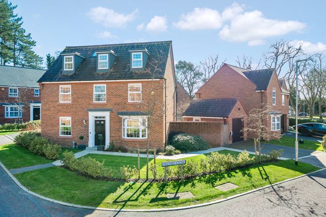 5-bed house on 19, Orchid Close, Cheshire, £875,000