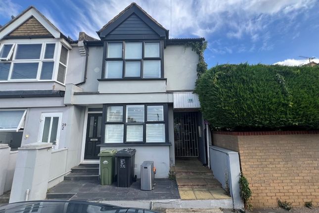 Studio flat on Flat 3, 25, Arthur Street, HOVE, £85,000