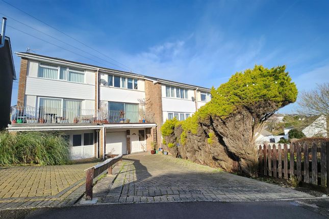 Thumbnail Town house for sale in Marine Drive, Barry