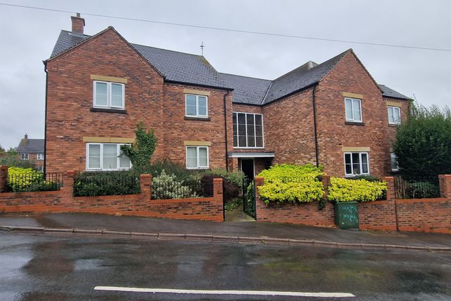 Thumbnail Flat for sale in Hill Street, Barwell, Leicester