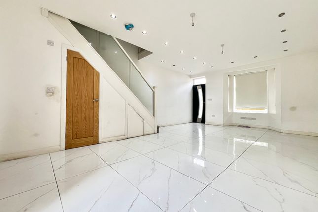 150, Mortlake Road, ILFORD photo 5