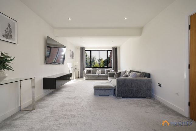 39, Norfolk Hill, Sheffield photo 3