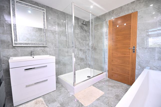 Upstairs Bathroom