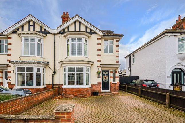 Thumbnail Semi-detached house for sale in 95 Queens Parade, Cleethorpes
