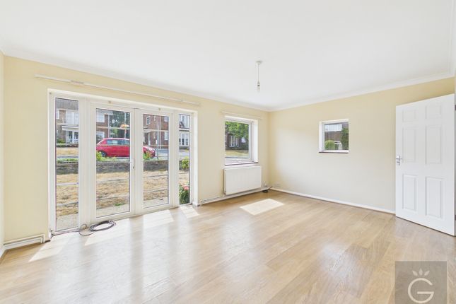 37, Springfield Park, Reading photo 2