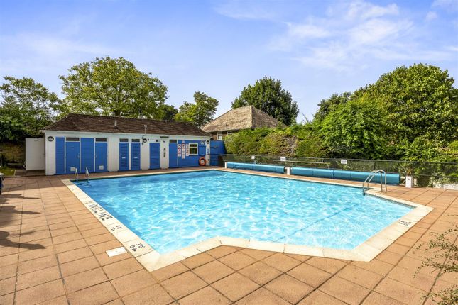 19, Varndean Drive, Brighton photo 4