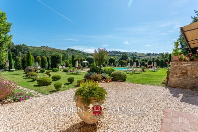 Villa for sale in San Gimignano, Tuscany, Italy