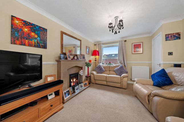 54 Skyes Crescent, Wigan photo 3