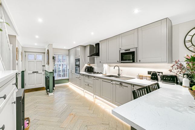 34, Beaconsfield Place, Epsom photo 3