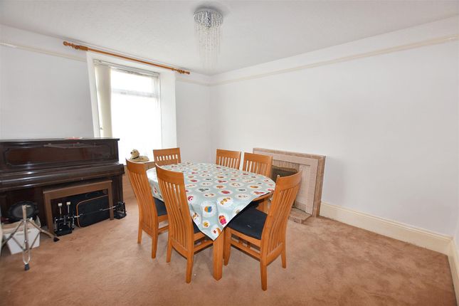 58, Union Street, Camborne photo 4