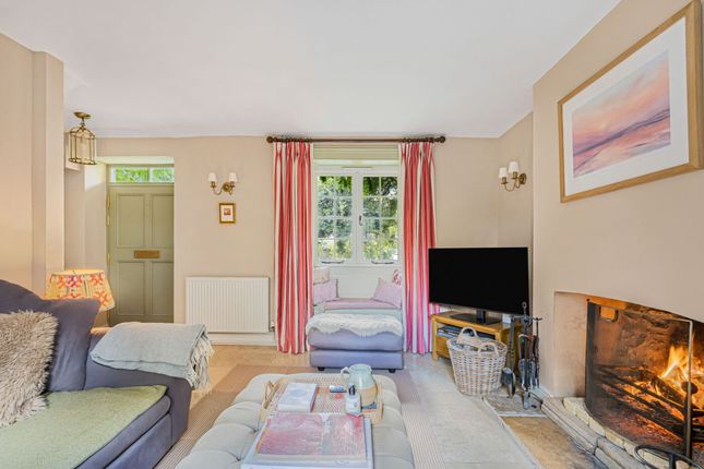 1 Shipton Road, Chipping Norton photo 2