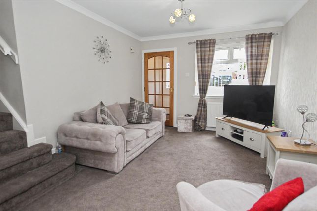 8, Shaw Crescent, Wishaw photo 3