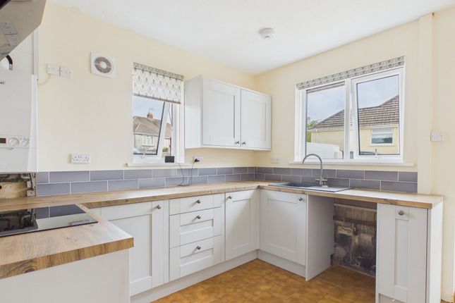17 Spitzkop, Llantwit Major photo 4
