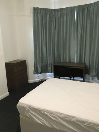 Shared accommodation to rent in Auckland Avenue, Hull