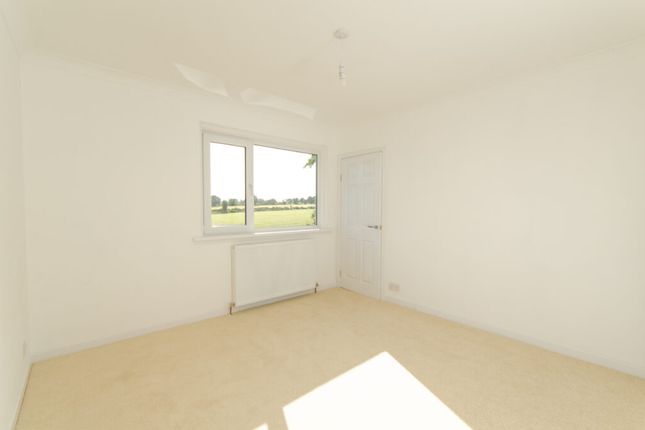 80, Contlaw Road, Aberdeen photo 3