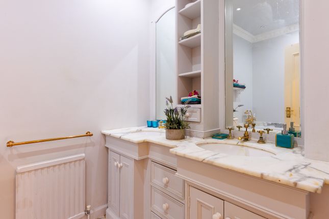 3, Manson Place, London photo 4