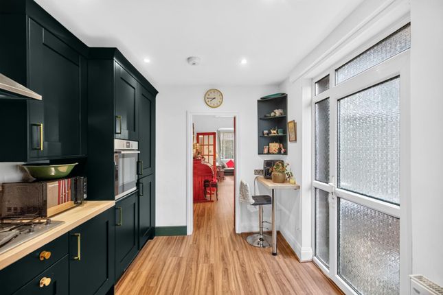 23, Albany Road, Harrogate photo 3