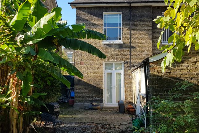 Thumbnail Detached house to rent in Kings Grove, London