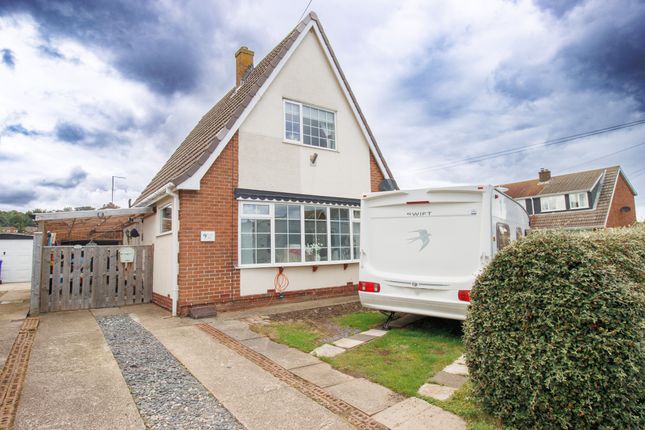 Thumbnail Detached house for sale in Cowlings Close, Filey