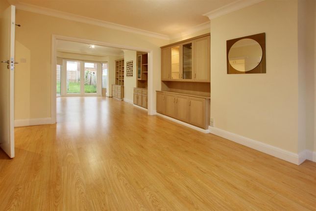 70, Howberry Road, Edgware photo 2