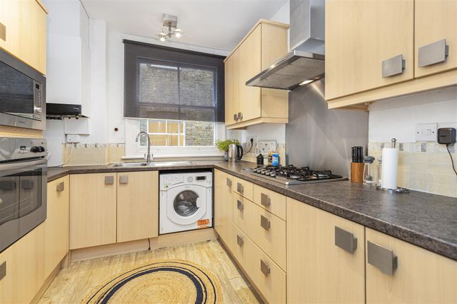 1st & 2nd Floor Flat, 50, Okehampton Road, London photo 4