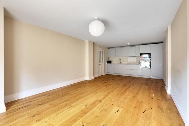 Kitchen Reception Room.Jpg